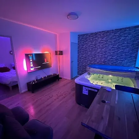 And Jacuzzi Privee Avec Terasse Apartment Toulouse